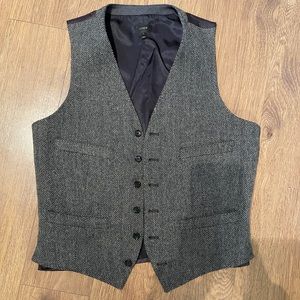 Men’s J Crew Wool Vest Size Small